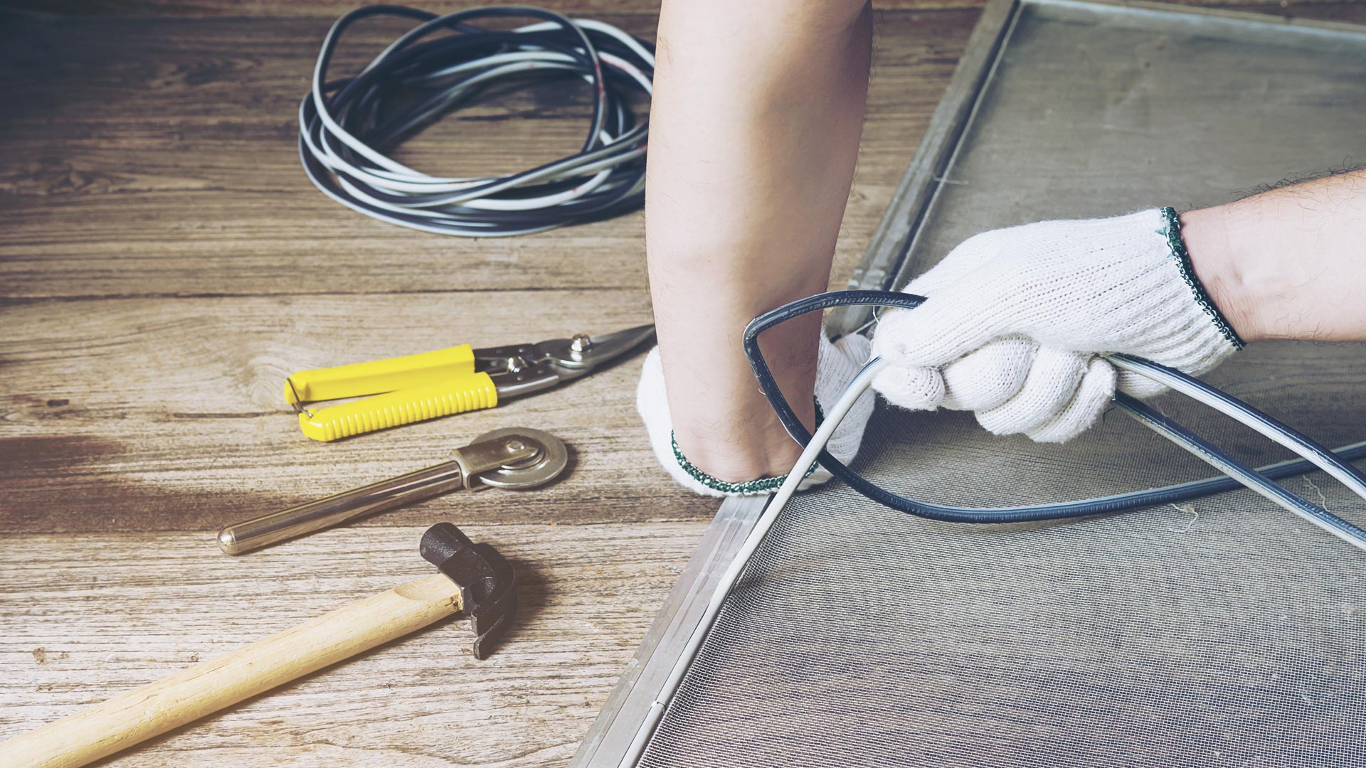 Riparazione basculanti e porte garage a Siena, Chi Chiamare?  |    Cell. 3891206945